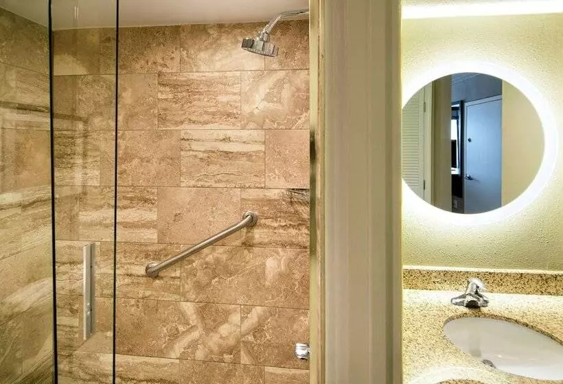 ２ダブルベッドのスタンダードルーム, Doubletree By Hilton Hotel Laurel