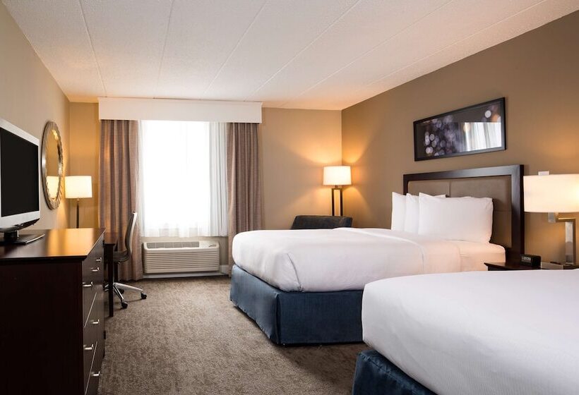 غرفه قياسيه سريرين مزدوجين, Doubletree By Hilton Hotel Laurel