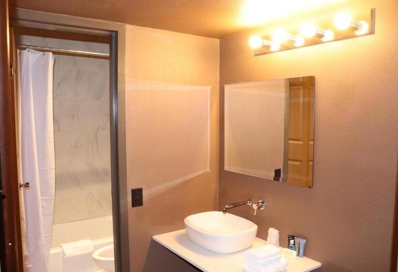 غرفة قياسية, Historic Cow Palace Inn