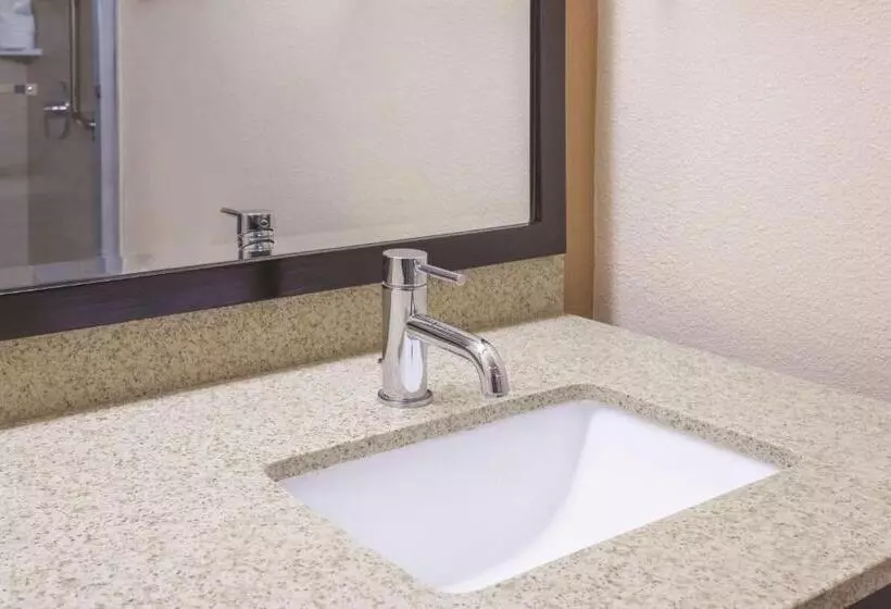 سوییت لوکس, La Quinta Inn By Wyndham Berkeley