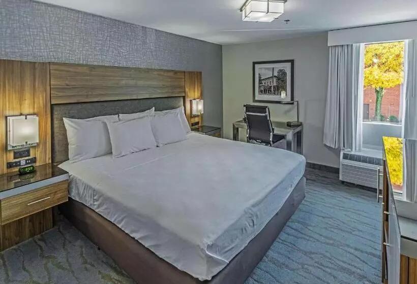 身障者適用スーペリアールーム, The Penn Stroud, Stroudsburg   Poconos, Ascend Hotel Collection
