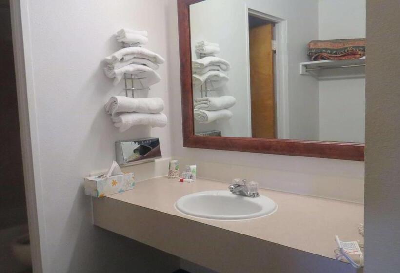 غرفة قياسية, Travelodge By Wyndham Stratton