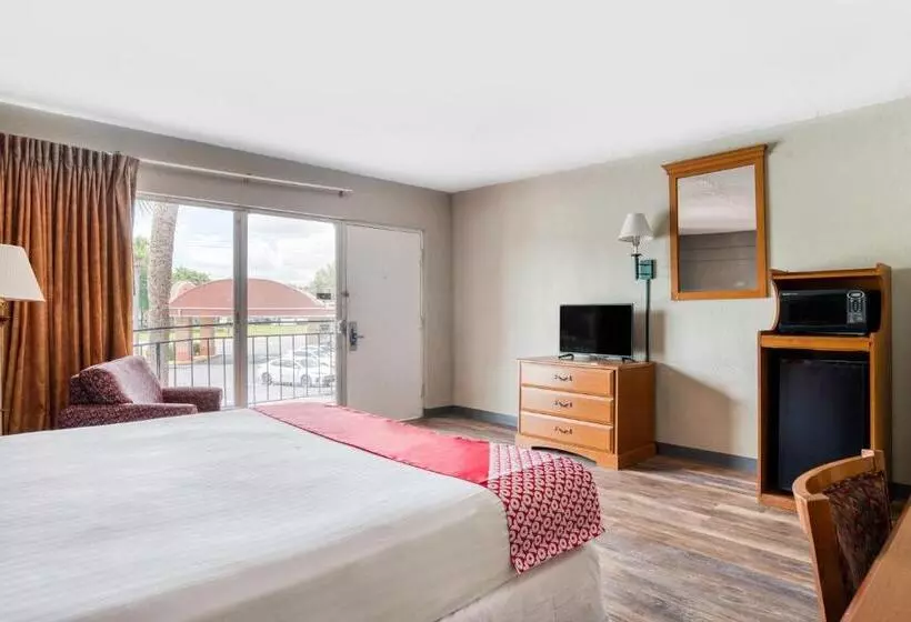 Standard-huone King-vuode, OYO Hotel Mustang Silverspring FL