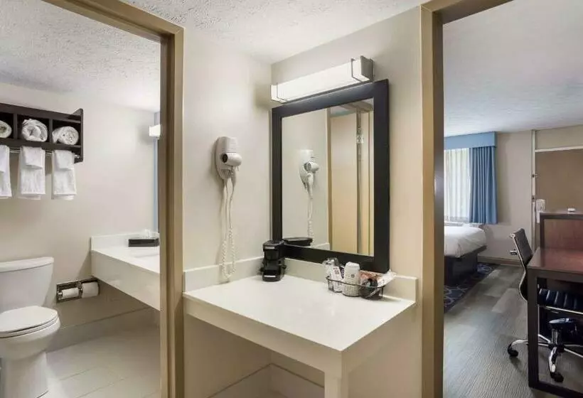 スタンダードルーム, Surestay Hotel By Best Western Bardstown General Nelson