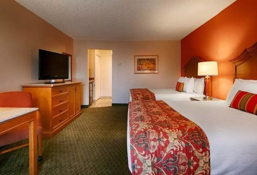 スイート, Best Western Plus A Wayfarer S Inn & Suites