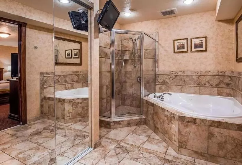 キングサイズベッドのスイートルーム, Best Western Plus Weston Inn