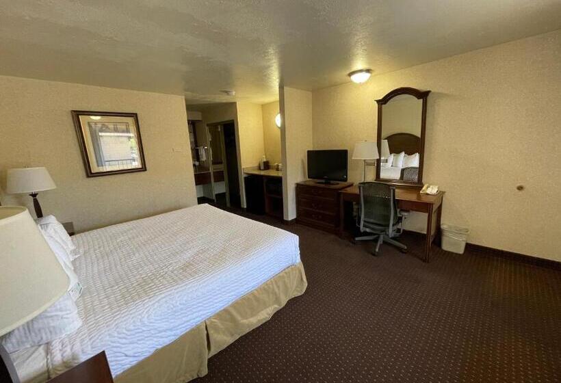 غرفة قياسية سرير كينج, Best Western Plus Weston Inn