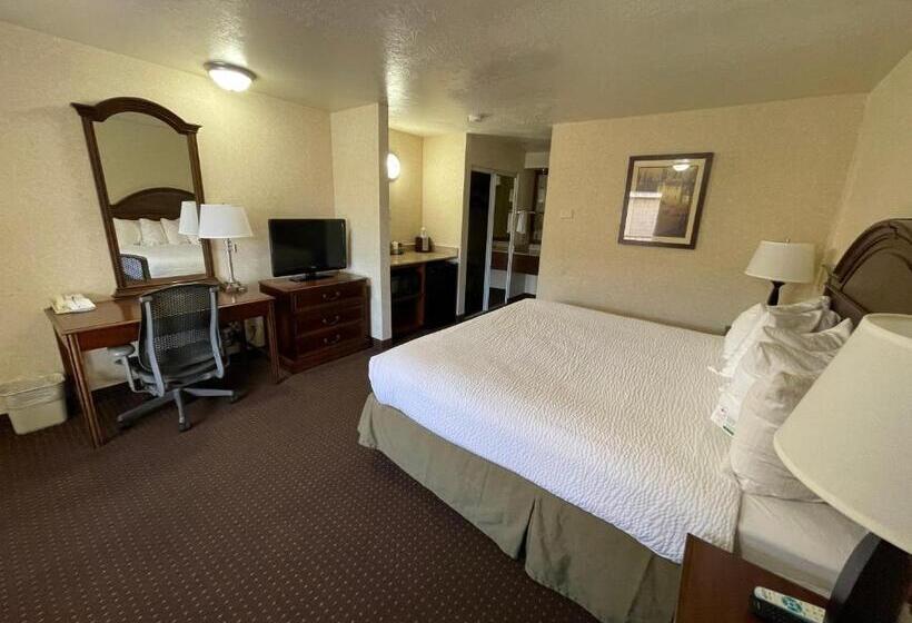 غرفة قياسية سرير كينج, Best Western Plus Weston Inn