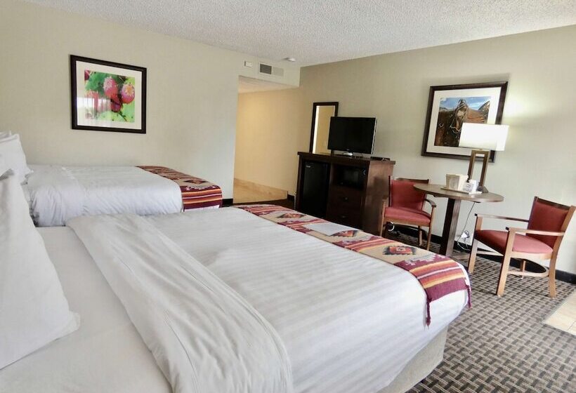 스탠다드 룸 더블 침대 2개, Best Western Rancho Grande