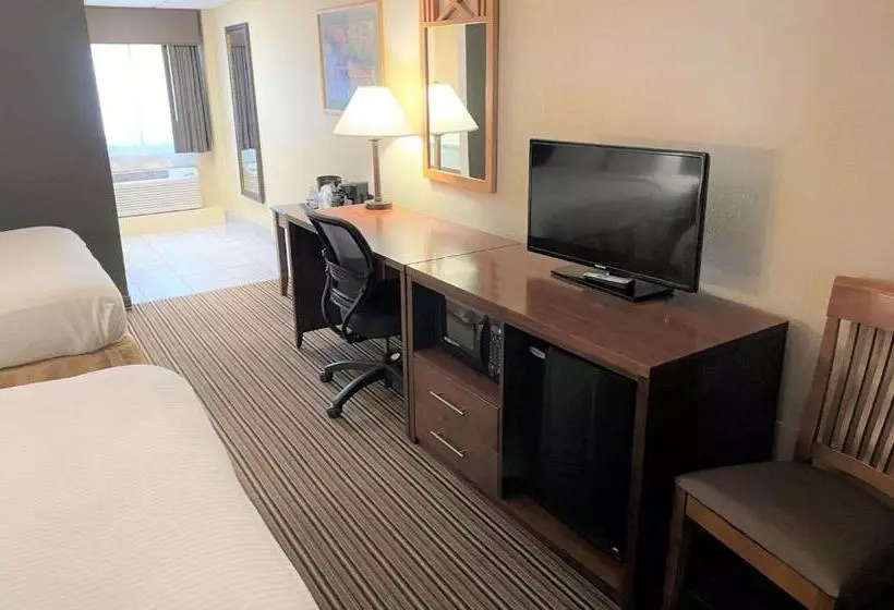 身障者適用クイーンサイズベッドルーム, Crossroads Hotel And Event Center