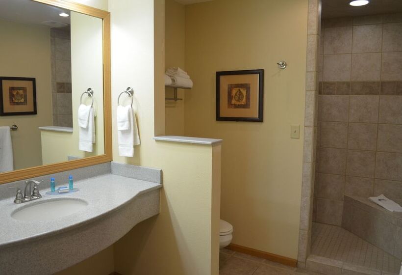 جناح, Crossroads Hotel And Event Center