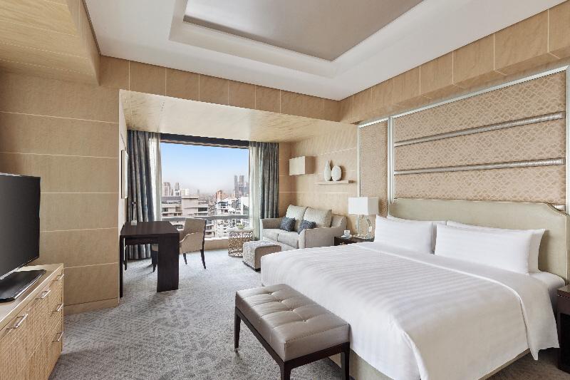 带大床的标准间, Best Western Surf City