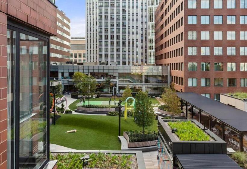 キングサイズベッドのスタンダードルーム, Boston Marriott Cambridge