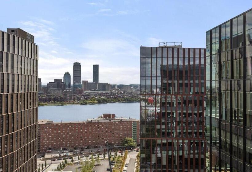 クラブルーム, Boston Marriott Cambridge