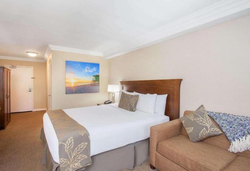 غرفة قياسية سرير كينج لذوى الإحتياجات الخاصة, Days Inn By Wyndham San Diego Hotel Circle