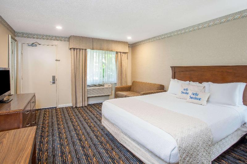 Стандартный Номер Кровать Кинг, Days Inn By Wyndham San Diego Hotel Circle