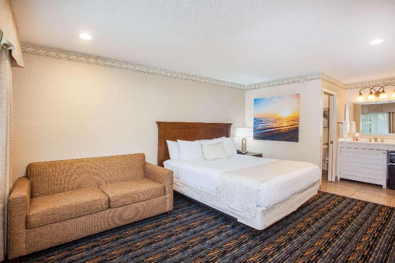 غرفة قياسية سرير كينج, Days Inn By Wyndham San Diego Hotel Circle