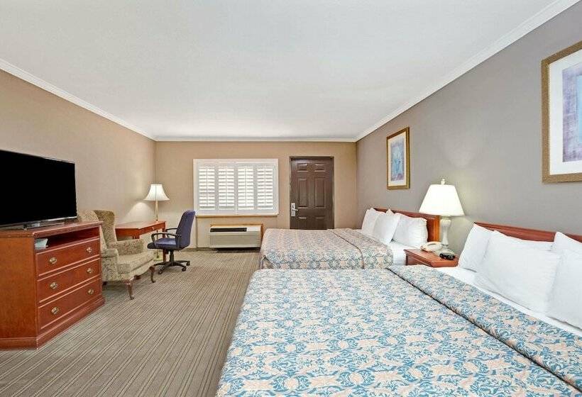 标准间, Days Inn By Wyndham West Covina