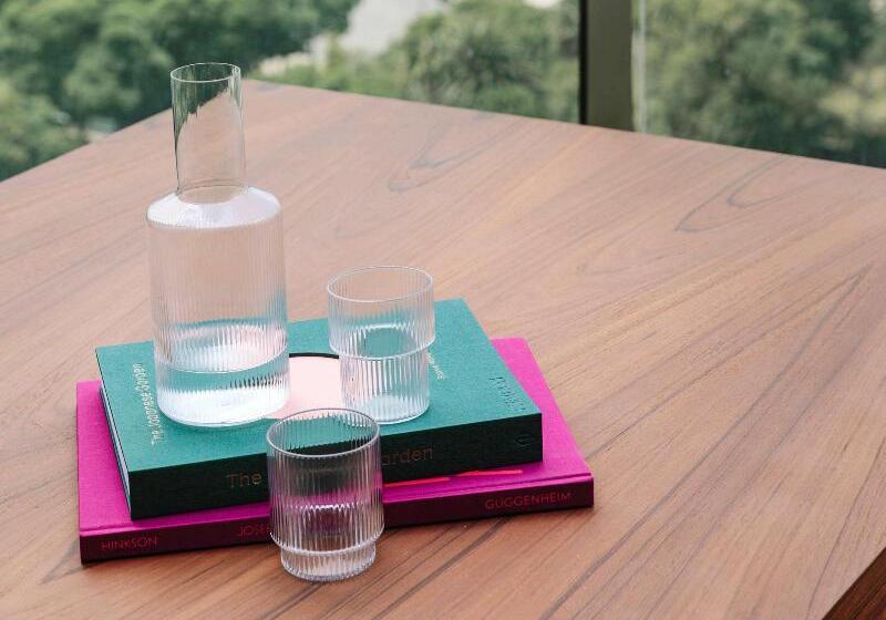 带大床的标准间, Days Inn By Wyndham West Covina