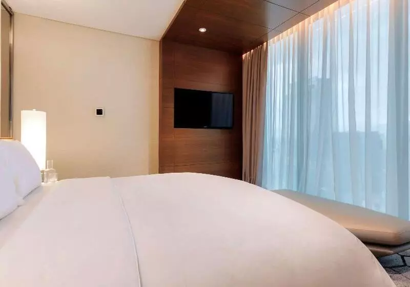اتاق استاندارد با تخت بزرگ, Days Inn By Wyndham West Covina