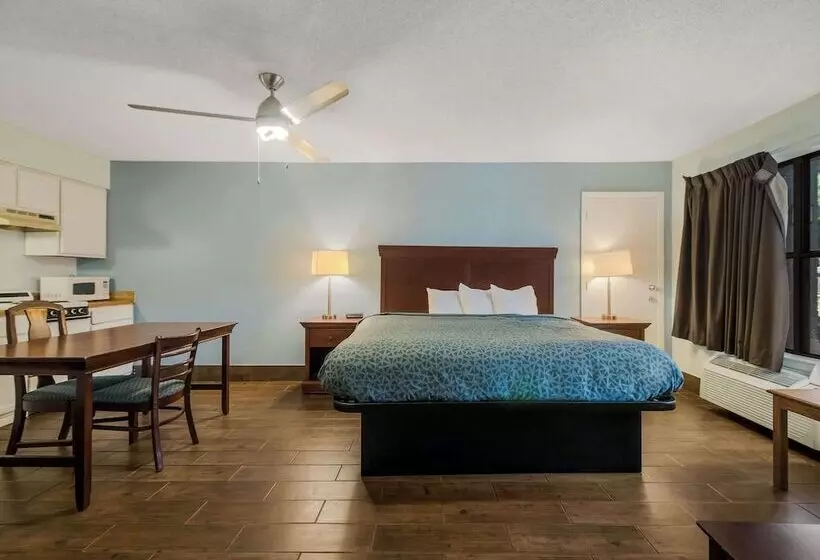 スイート, Econo Lodge Inn & Suites Fulton  Rockport