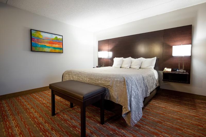 Люкс Адаптированный для Инвалидов, Endeavor Inn & Suites, Trademark Collection By Wyndham