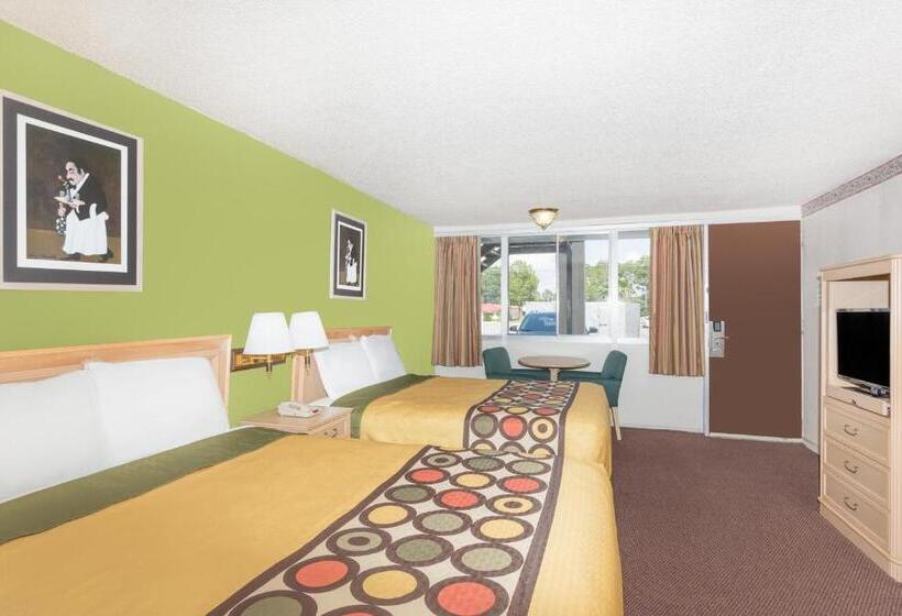 غرفة قياسية لذوى الاحتياجات الخاصة, Knights Inn Statesboro