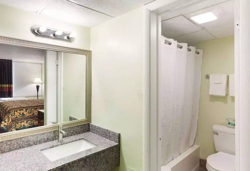 Standard-huone 2 Parivuodetta, Rodeway Inn