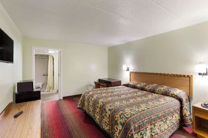 Standard-huone King-vuode, Rodeway Inn