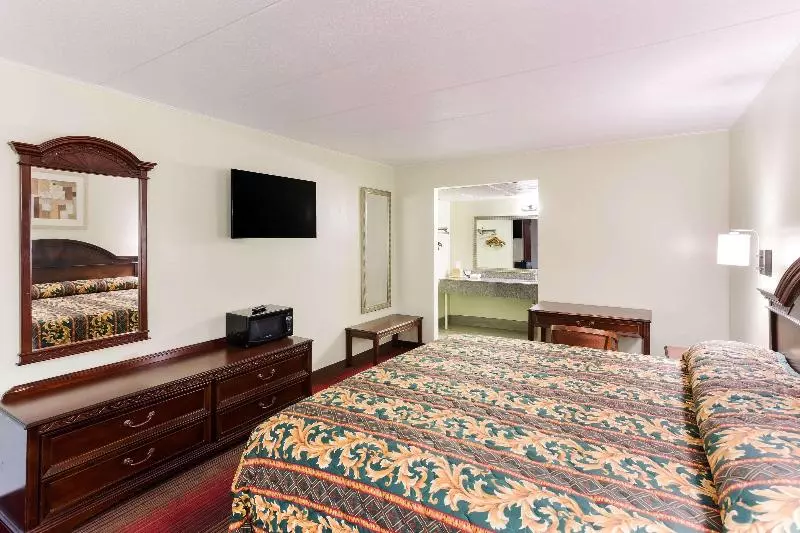 Standard-huone King-vuode, Rodeway Inn