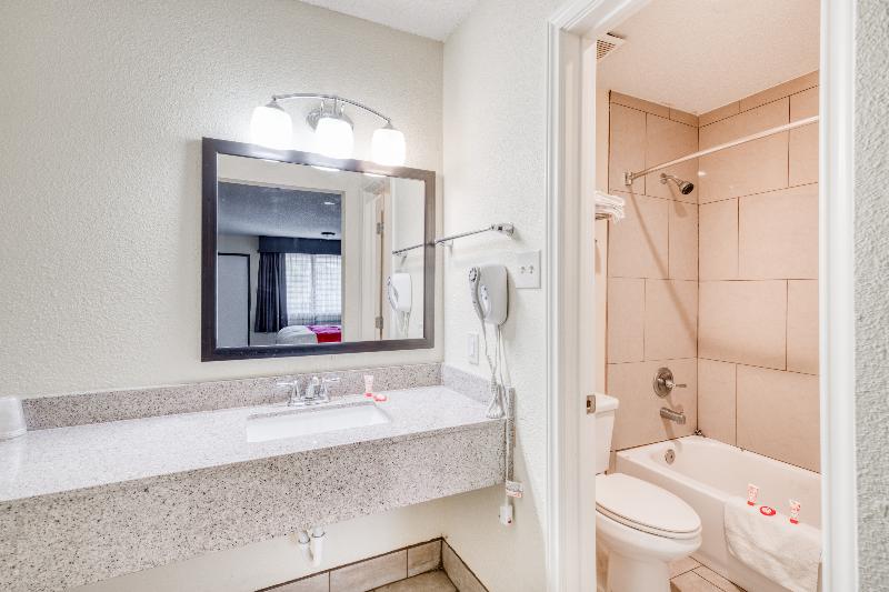 סוויטת 2 חדרי שינה, Hotel Rosenberg TX I-69