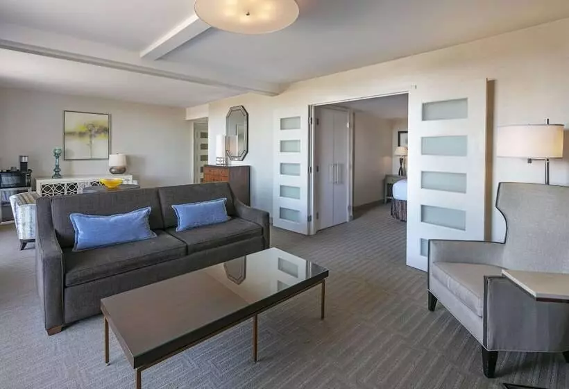 سوییت, Sonesta Charlotte Lower South End