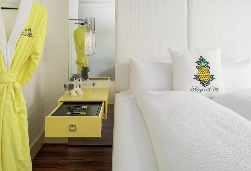 스탠다드 룸 킹사이즈 침대, Staypineapple, A Delightful Hotel, South End