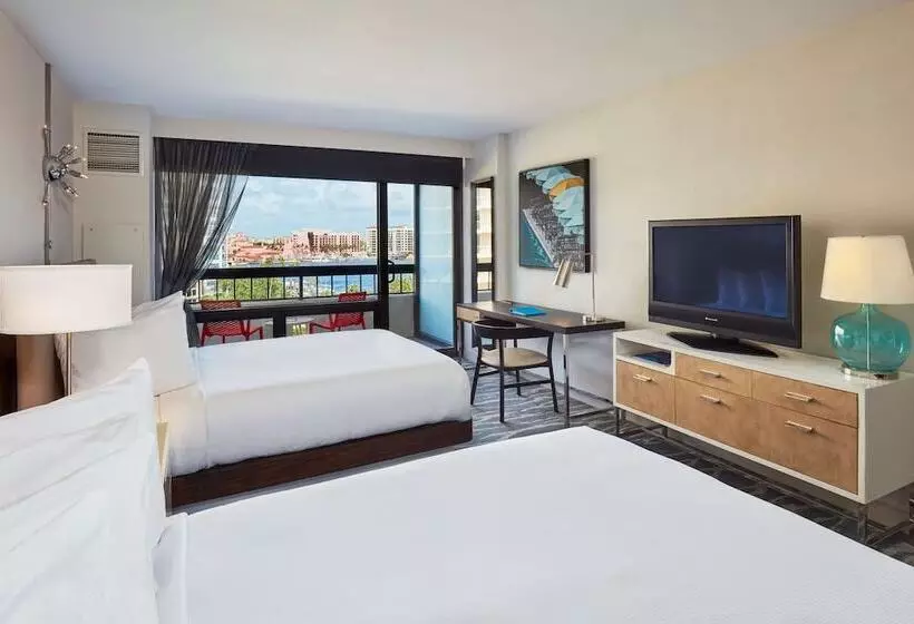 ２ダブルベッドのスタンダードルーム, Waterstone Resort & Marina Boca Raton, Curio Collection By Hilton