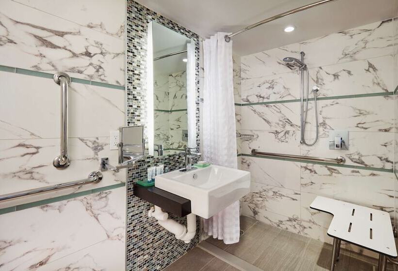 غرفه قياسيه سريرين مزدوجين, Waterstone Resort & Marina Boca Raton, Curio Collection By Hilton