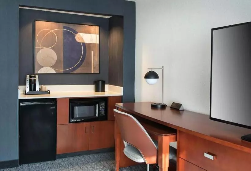 キングサイズベッドのスイートルーム, Courtyard By Marriott Silver Spring North/white Oak