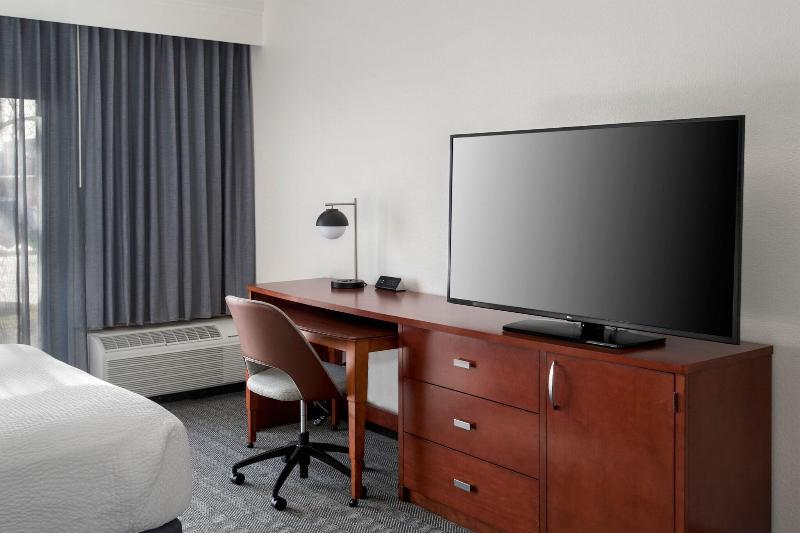 스탠다드 룸 킹사이즈 침대, Courtyard By Marriott Silver Spring North/white Oak