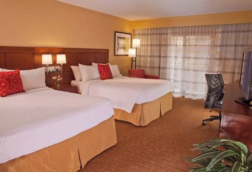 اتاق استاندارد با 2 تخت دوبل, Courtyard By Marriott Spokane Downtown At The Convention Center