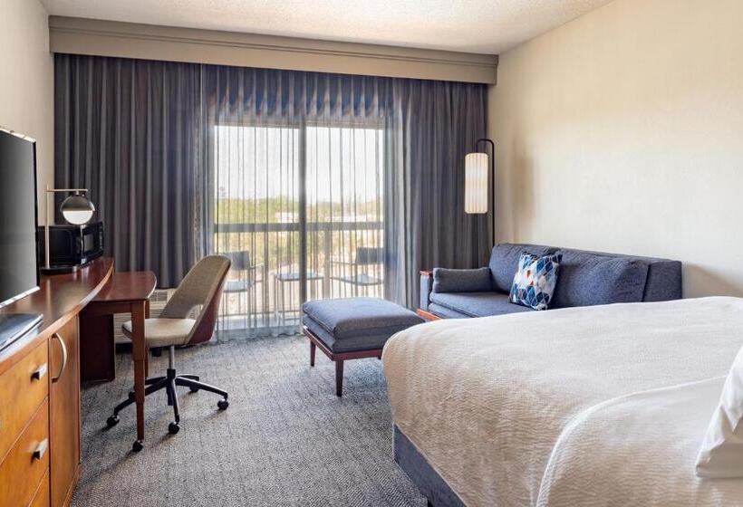 غرفة ديلوكس سرير كينج, Courtyard Tampa Westshore/airport