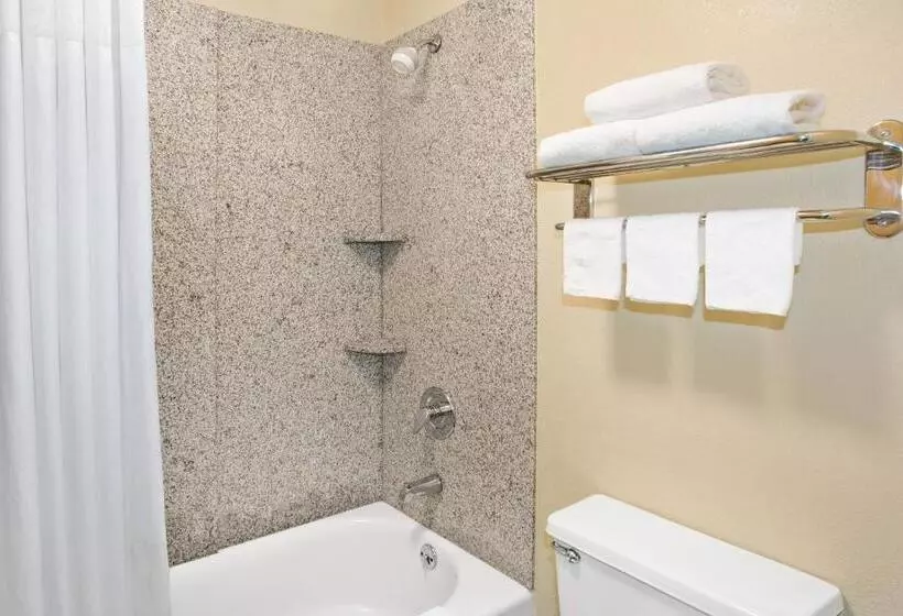 Deluxe-huone, Days Inn By Wyndham Ladson Summerville Charleston