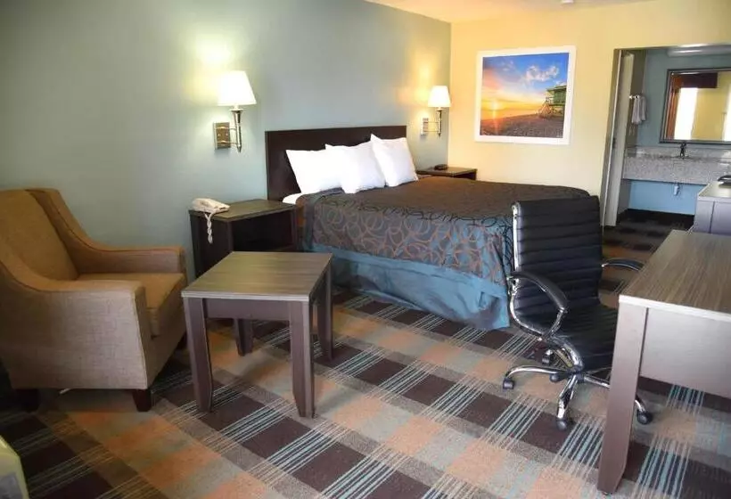 Standard-huone King-vuode, Days Inn By Wyndham Ladson Summerville Charleston