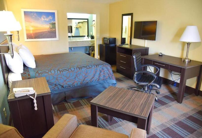 キングサイズベッドのスタンダードルーム, Days Inn By Wyndham Ladson Summerville Charleston