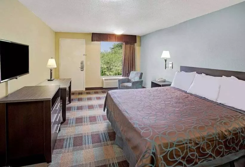 Deluxe-huone, Days Inn By Wyndham Ladson Summerville Charleston