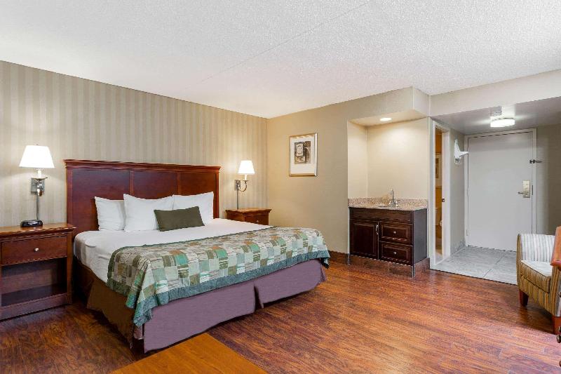 غرفة قياسية سرير كينج, Days Inn By Wyndham Westminster