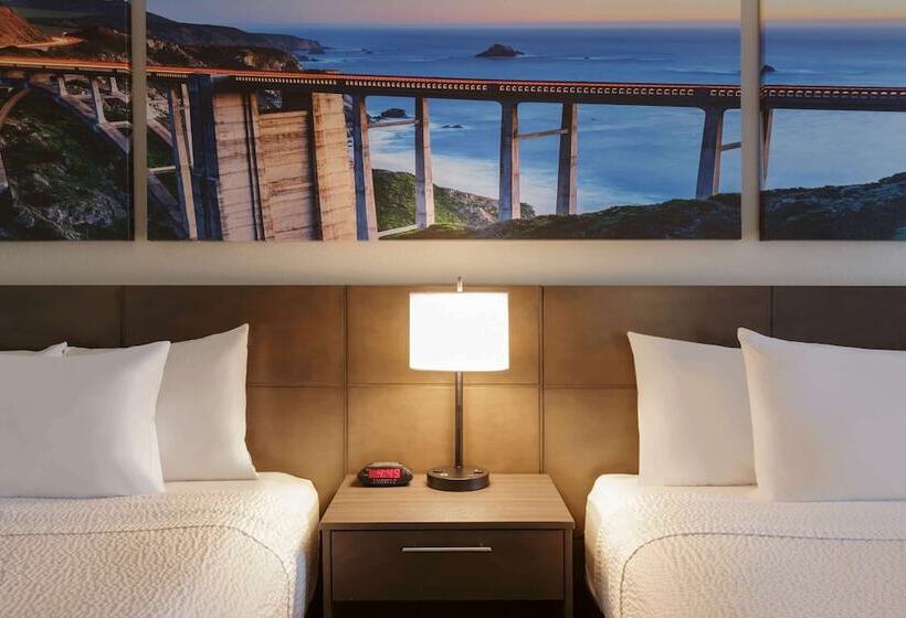 Chambre Deluxe, Days Inn & Suites By Wyndham Anaheim At Disneyland Park