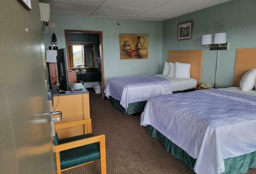 غرفه قياسيه سريرين مزدوجين, Downtown Inn