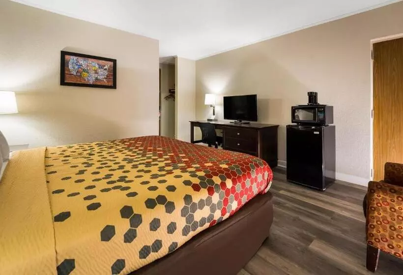 キングサイズベッドのスタンダードルーム, Econo Lodge   Perry National Fair Ground Area