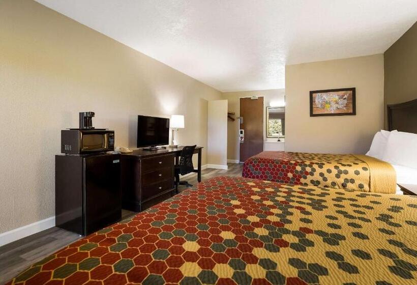 غرفه قياسيه سريرين مزدوجين, Econo Lodge   Perry National Fair Ground Area