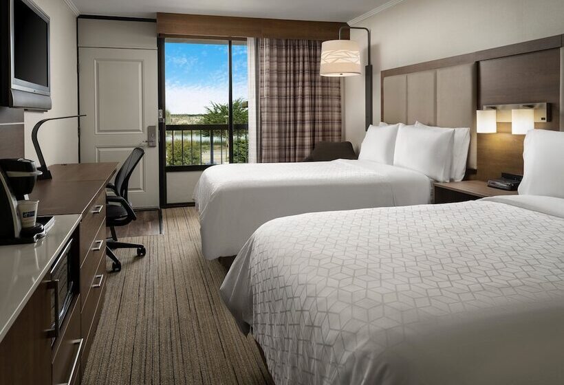 غرفه قياسيه سريرين مزدوجين, Holiday Inn Express At Monterey Bay, An Ihg