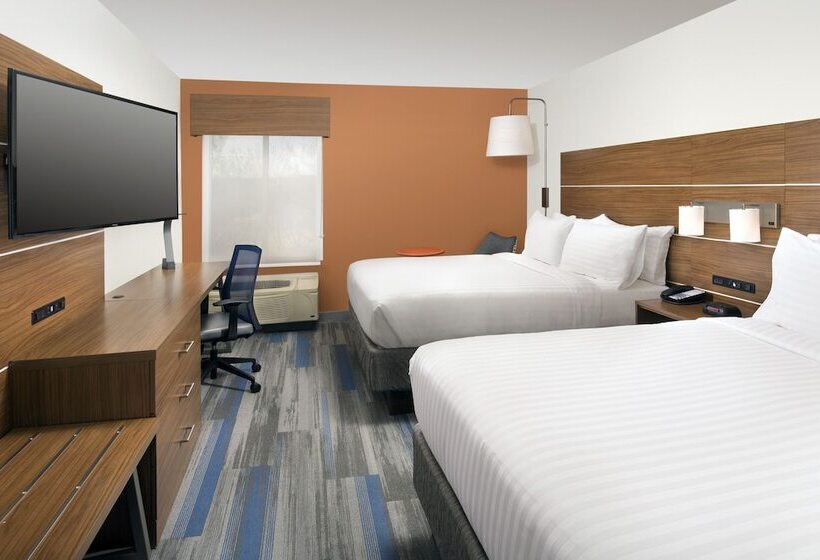스탠다드 룸, Holiday Inn Express & Suites College Park   University Area, An Ihg